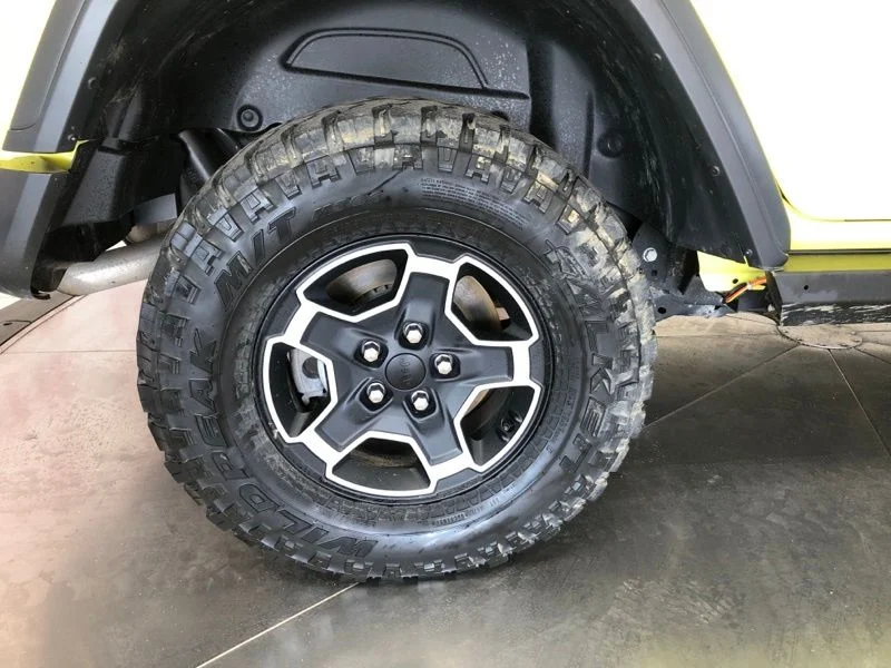 Used 2023 Yellow Jeep Rubicon 4xe image 9
