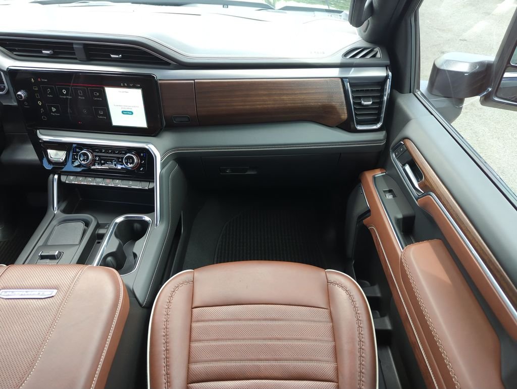 Used 2025 Black GMC Denali Ultimate image 16