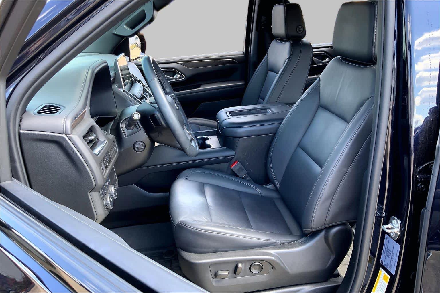 Certified Used 2023 Midnight Blue Metallic Chevrolet Z71 image 8