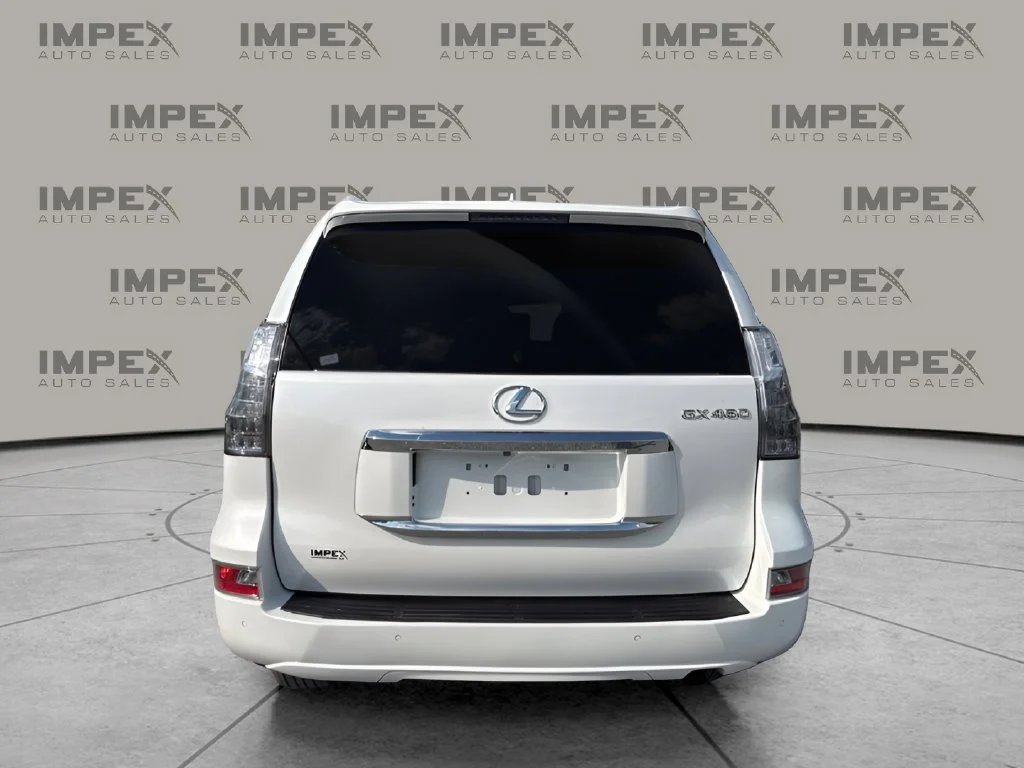 Used 2019 White Lexus 460 image 4