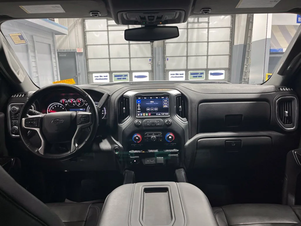 Used 2020 Summit White Chevrolet RST image 30