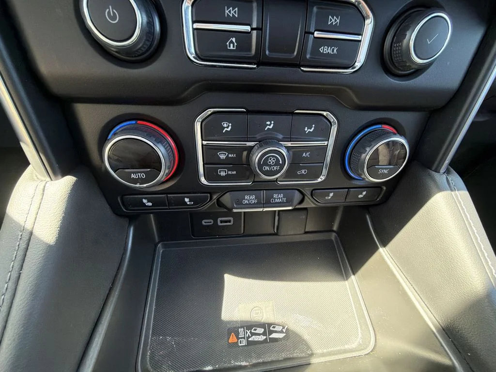 Used 2024 Black Chevrolet Z71 image 25