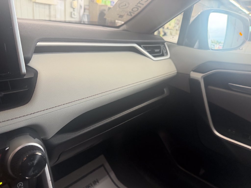 Used 2025 Silver Toyota XLE image 15