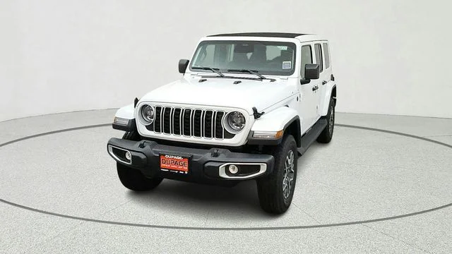 New 2026 Bright White Clear-Coat Exterior Paint Jeep Sahara image 3