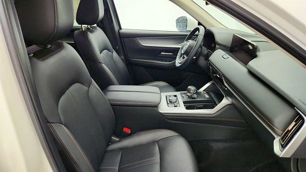 Used 2025 Rhodium White Premium Mazda Preferred Package AWD image 24