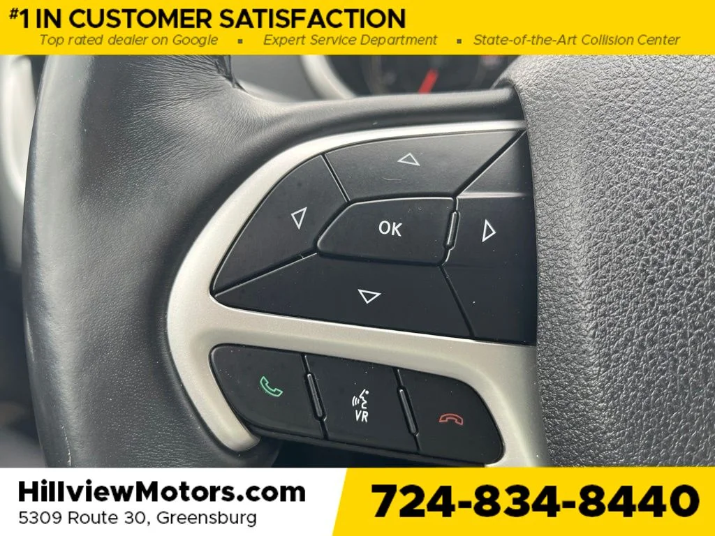 Used 2018 Diamond Black Jeep Limited image 22