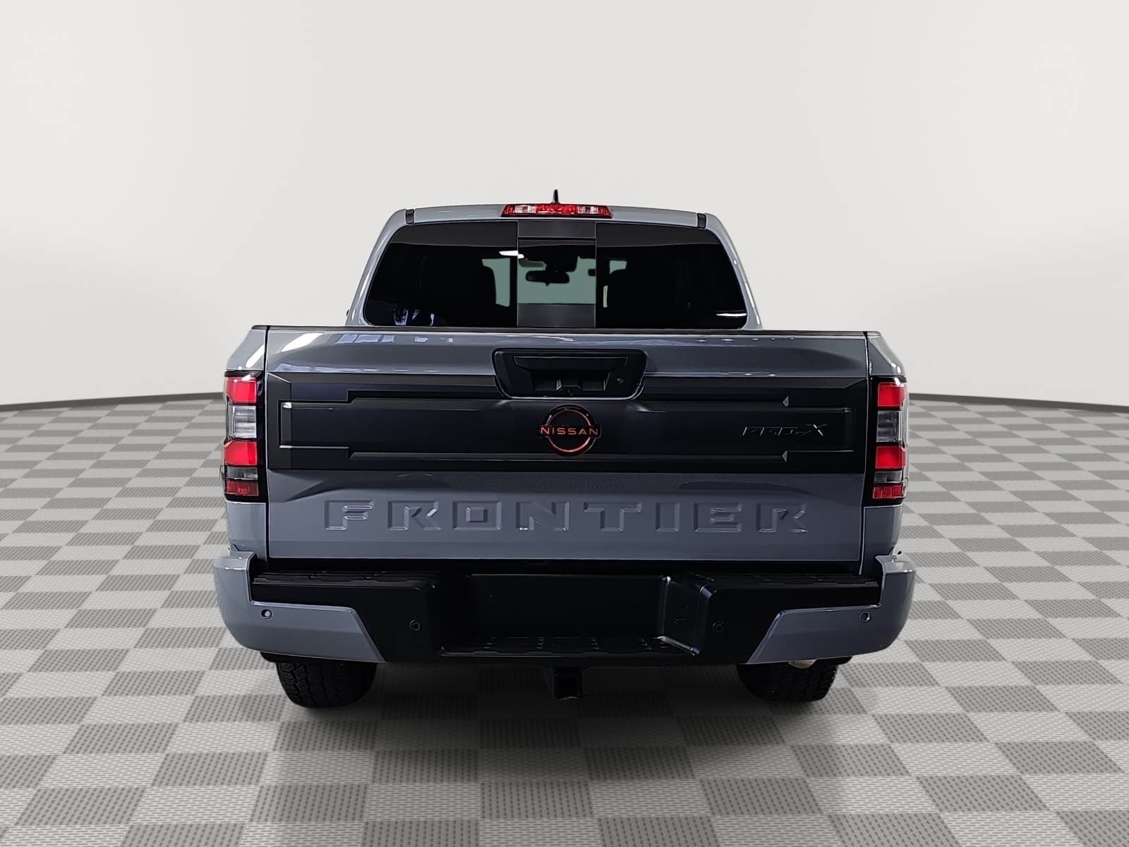 Used 2025 Gray Nissan PRO-X image 7