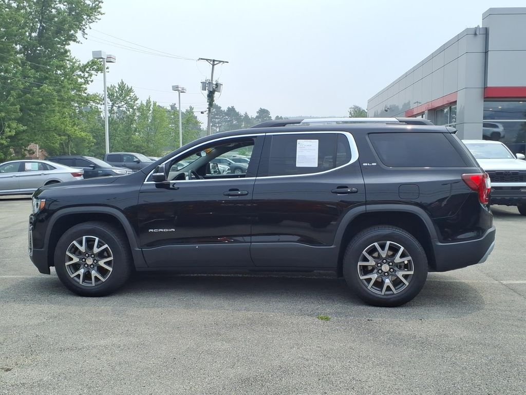 Used 2023 Ebony Twilight Metallic GMC SLE image 6