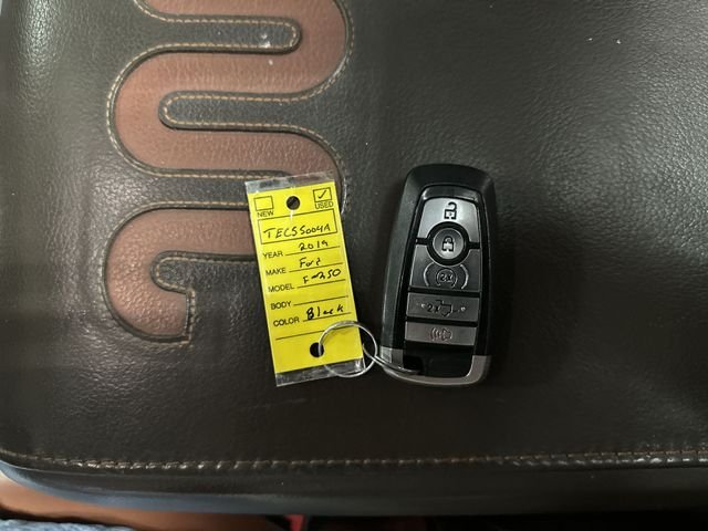 Used 2019  Ford King Ranch image 33