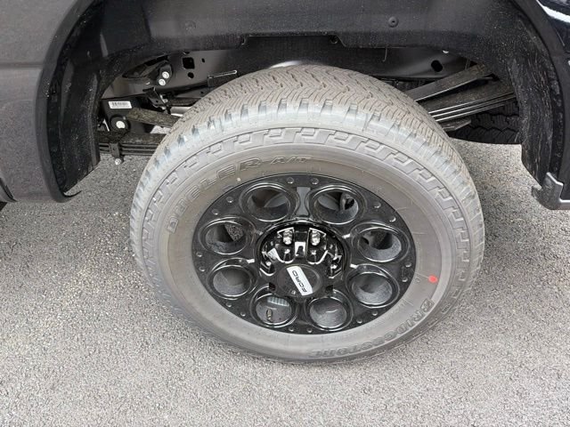 New 2026 Agate Black Metallic Ford F-350® Lariat® image 7