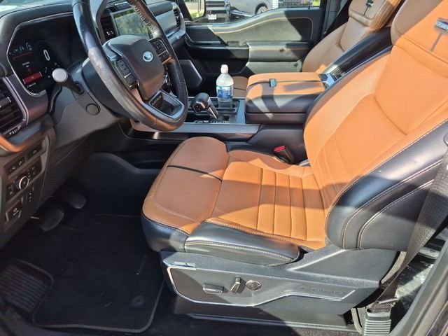 Used 2021  Ford Platinum image 11
