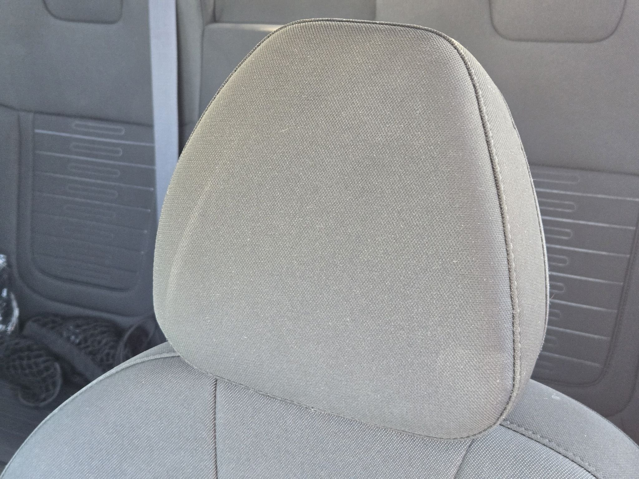Used 2022 Phantom Black Hyundai SEL image 25