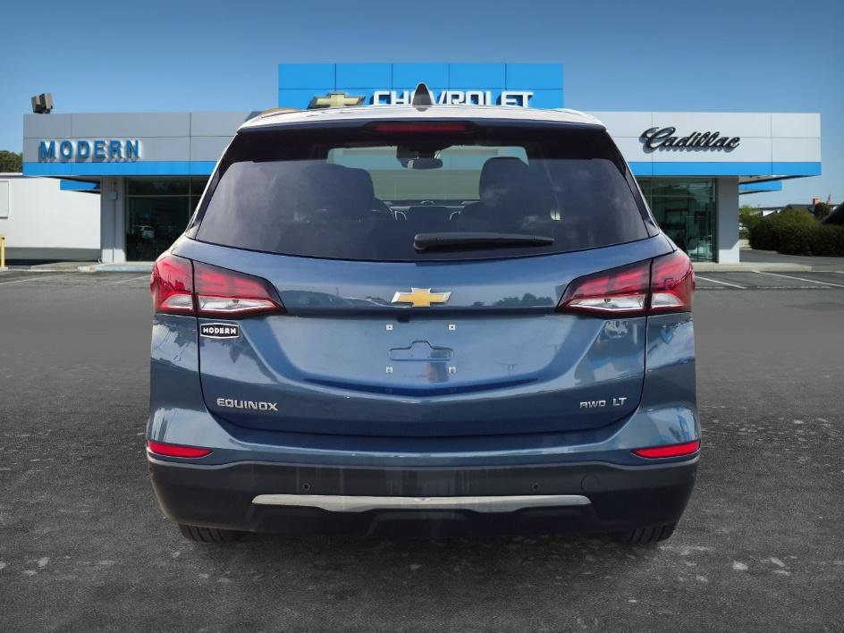 Used 2024 Lakeshore Blue Metallic Chevrolet LT image 4