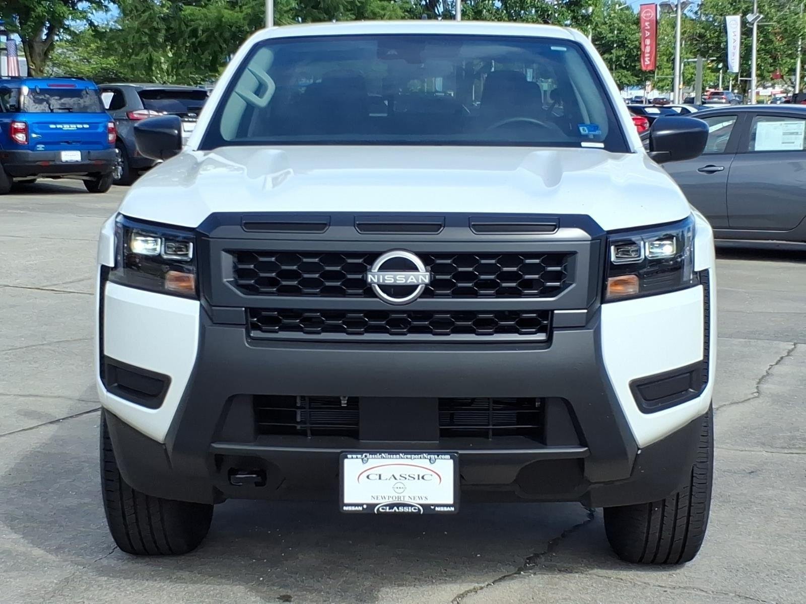 New 2026 Glacier White Nissan Crew Cab S image 2