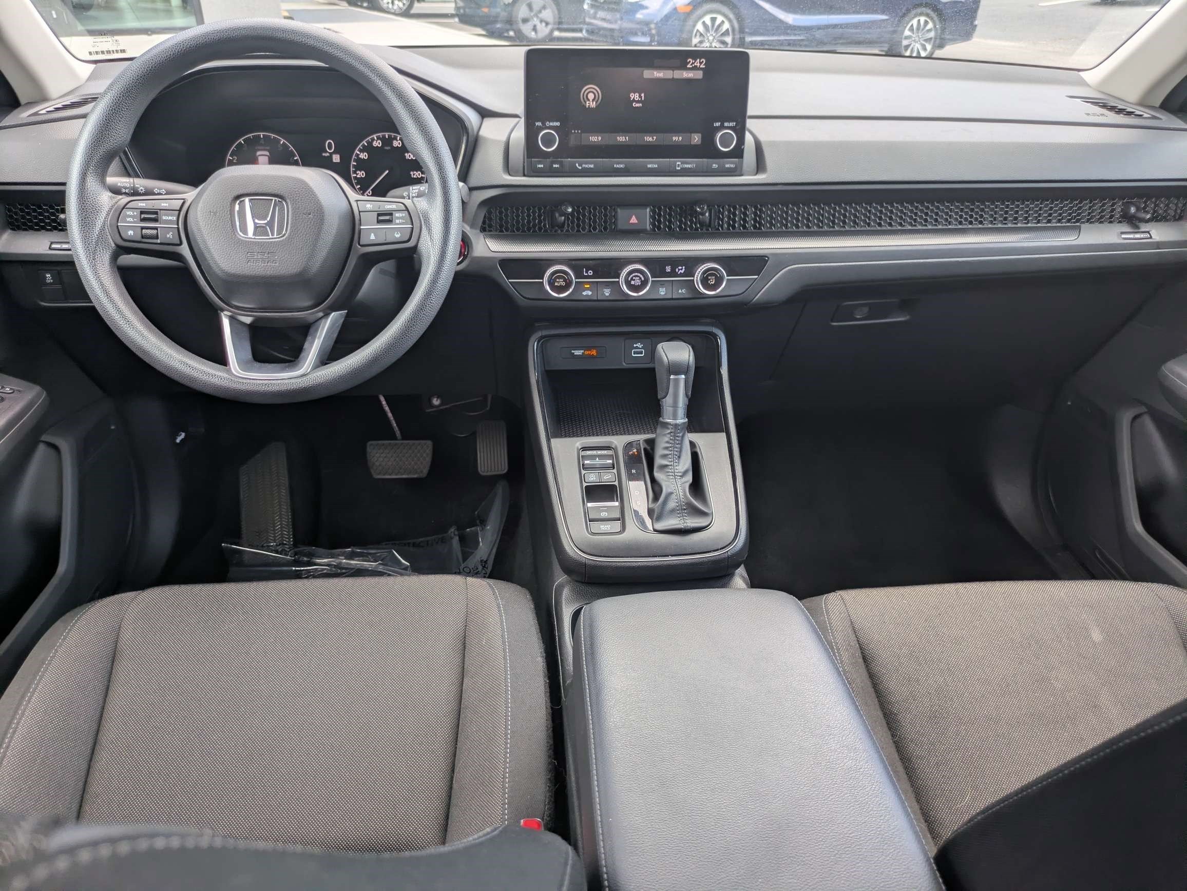 Used 2024 Meteorite Gray Metallic Honda LX image 20