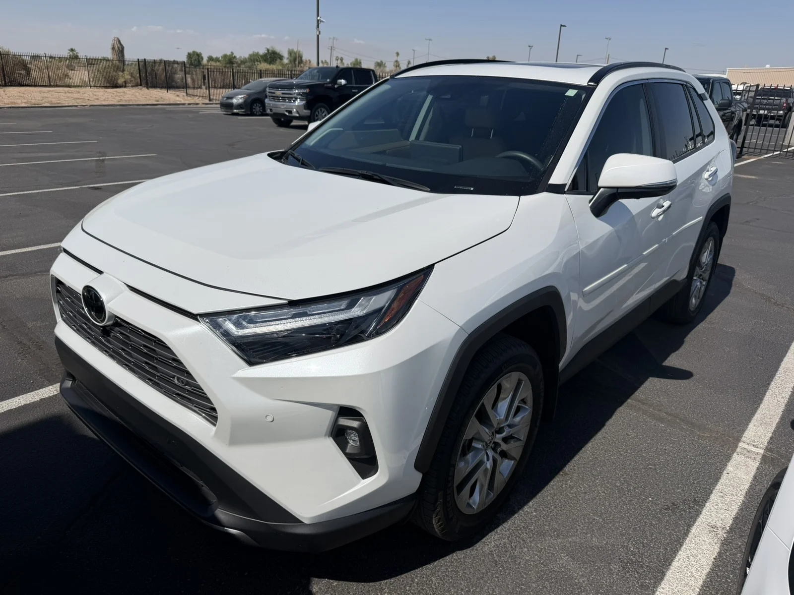 Used 2025 Wind Chill Pearl Toyota Limited image 1