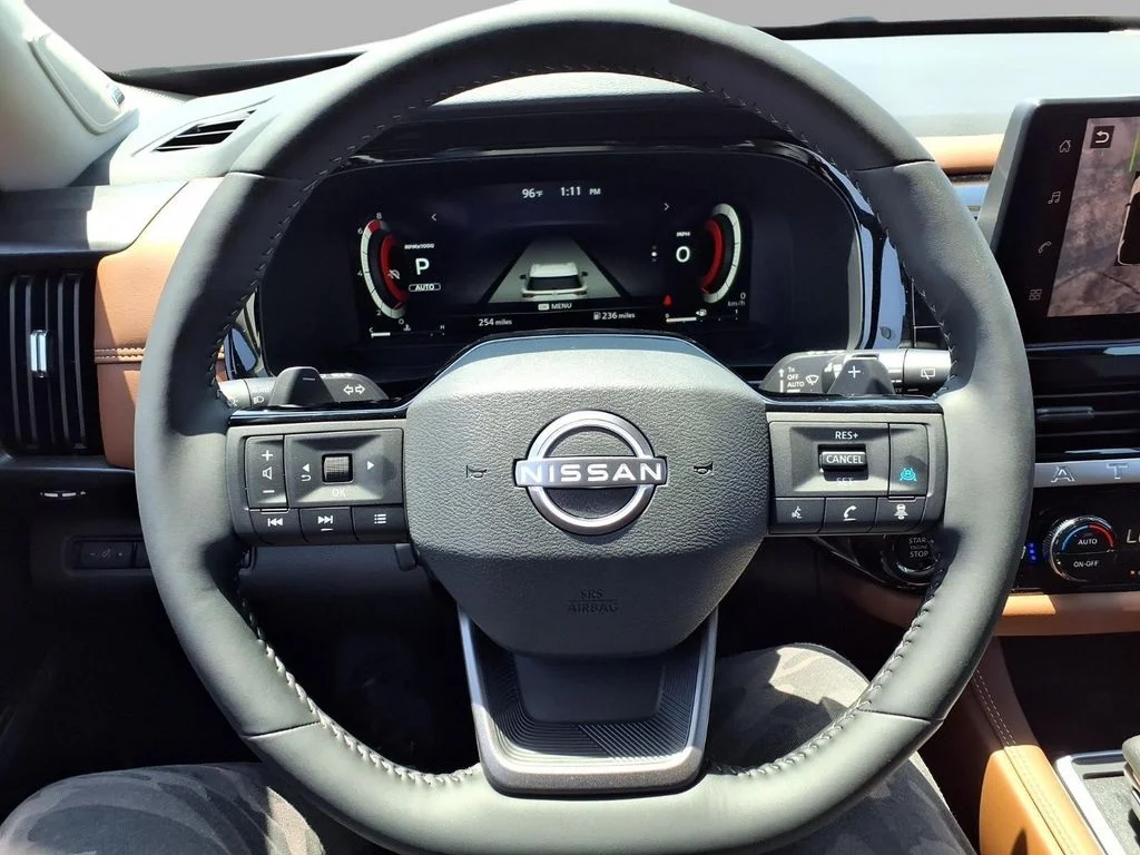 New 2026 White Nissan Platinum image 15