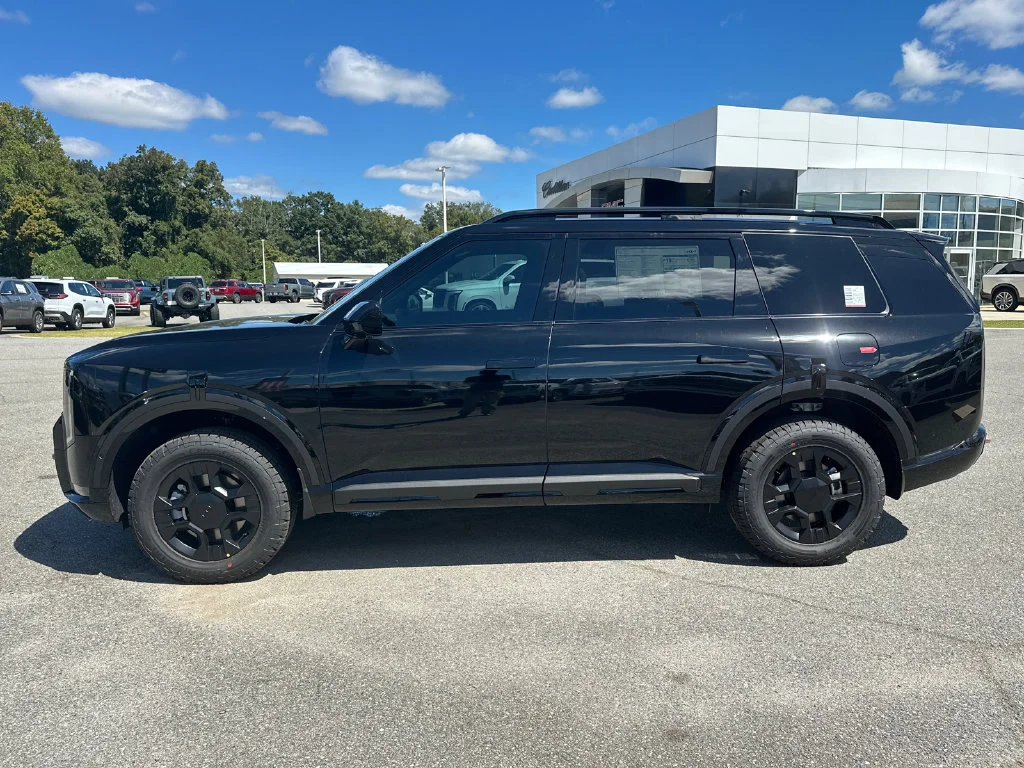 New 2027 Black Kia X-Pro SX image 4