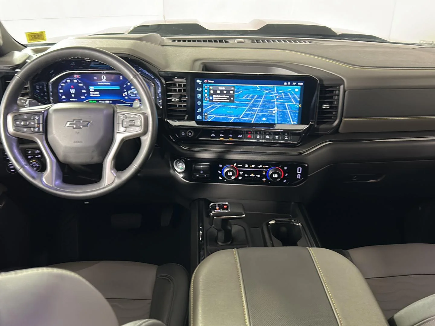 Used 2025 Cypress Gray Chevrolet ZR2 image 38