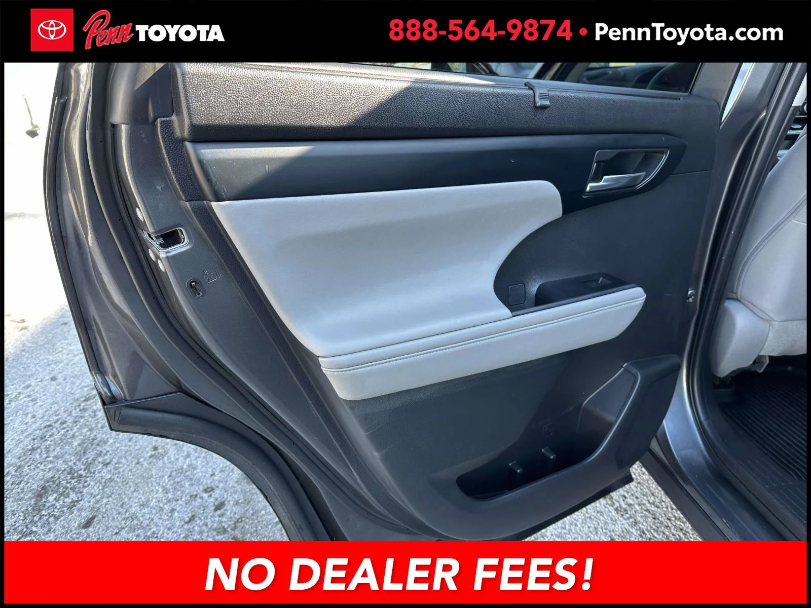2022 Toyota Highlander XLE - Photo 18
