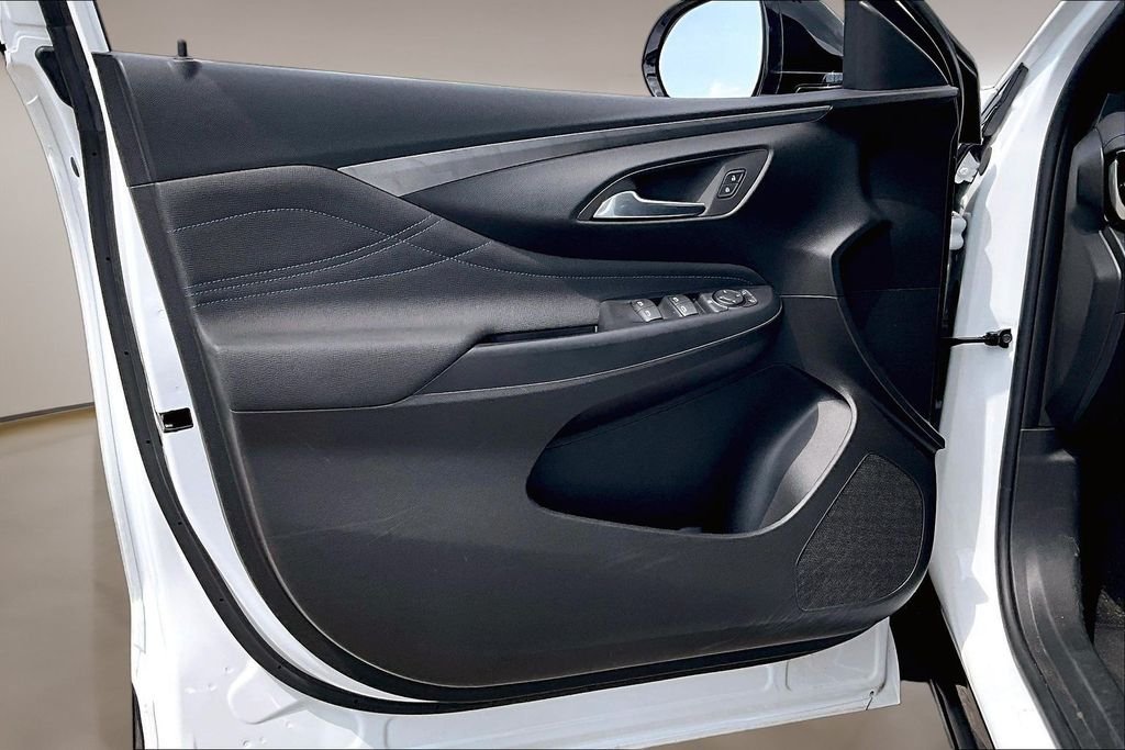 Used 2024 White Buick Sport Touring image 18