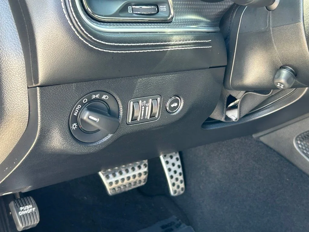 Used 2021 Black Dodge SRT Hellcat Redeye image 18