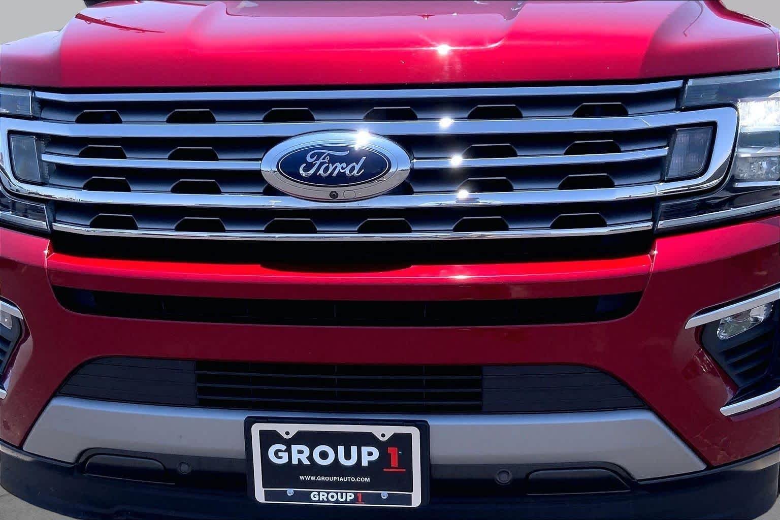 Used 2019 Ruby Red Metallic Tinted Clearcoat Ford Limited image 30
