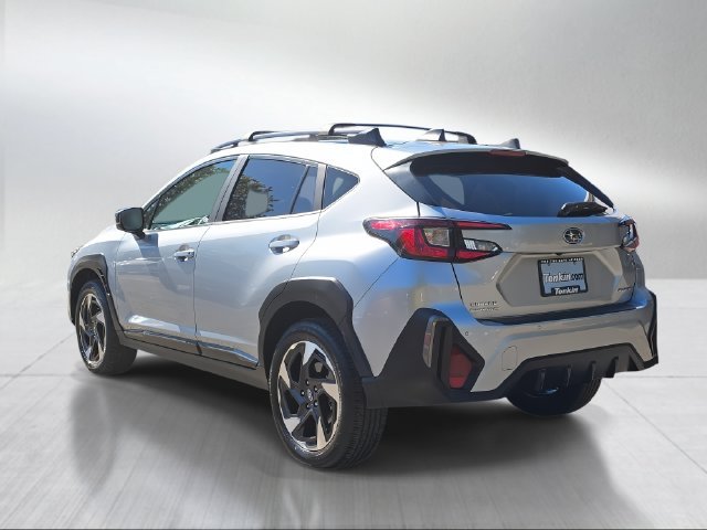 Used 2025 Ice Silver Metallic Subaru Limited image 3