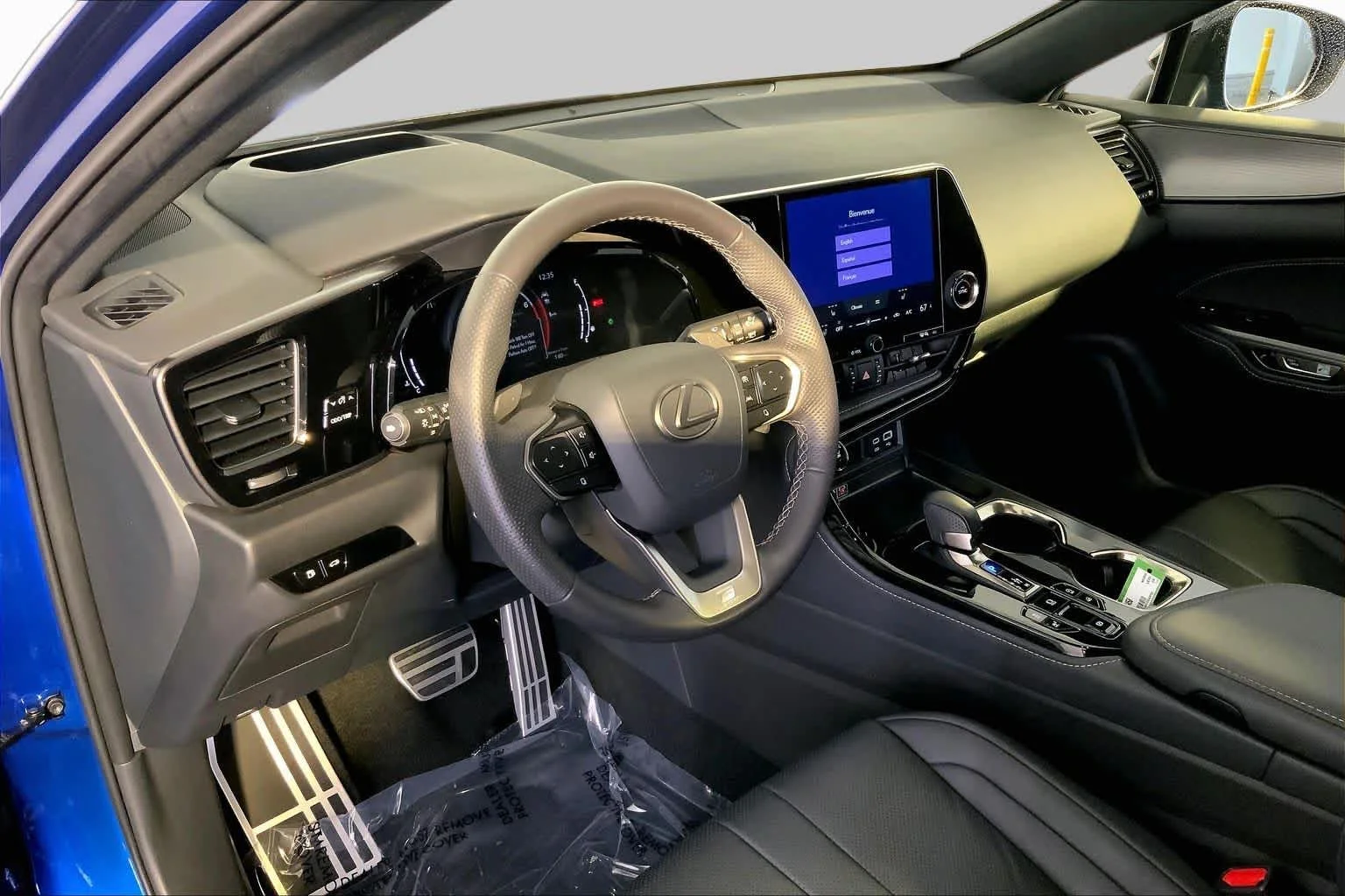 Used 2024 Ultrasonic Blue Mica 2.0 Lexus F SPORT Handling image 18