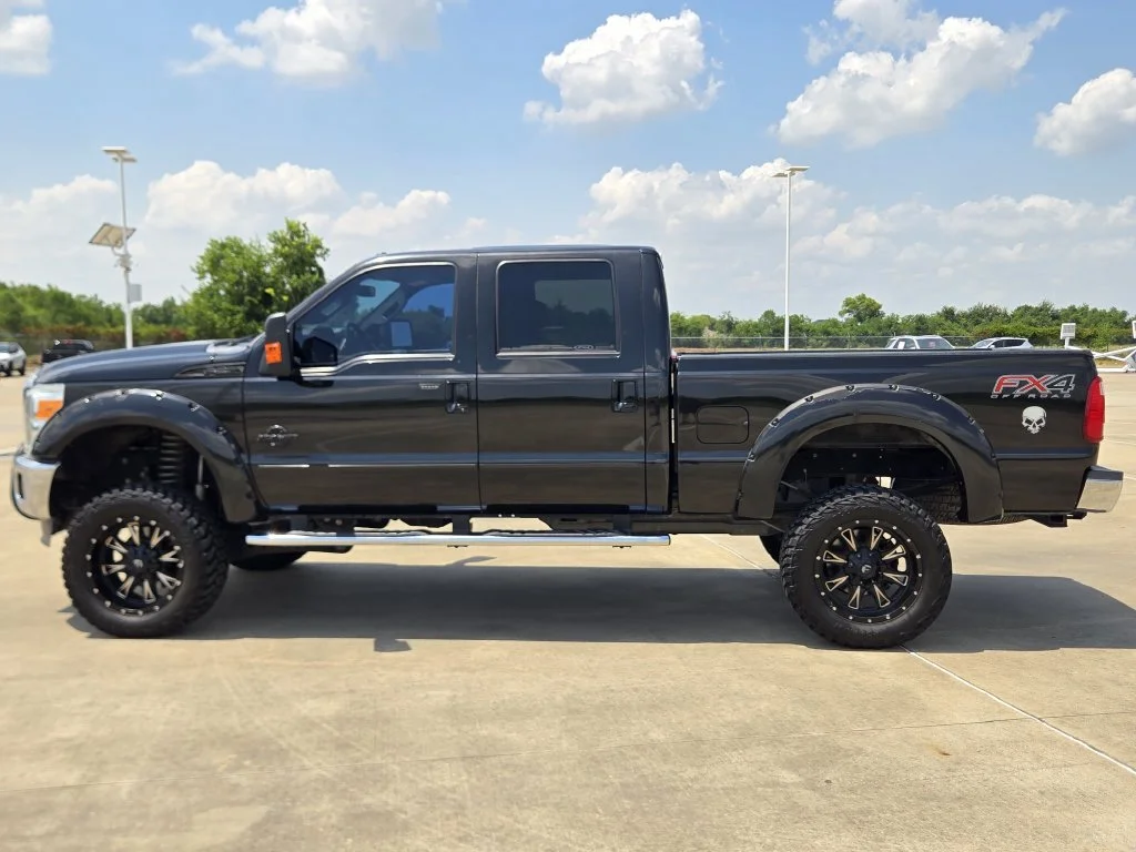 Used 2014 Black Ford Lariat image 9