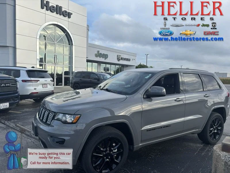 Used 2021 Sting-Gray Clearcoat Jeep Laredo X image 1