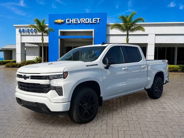 New 2026 Summit White Chevrolet RST image 3
