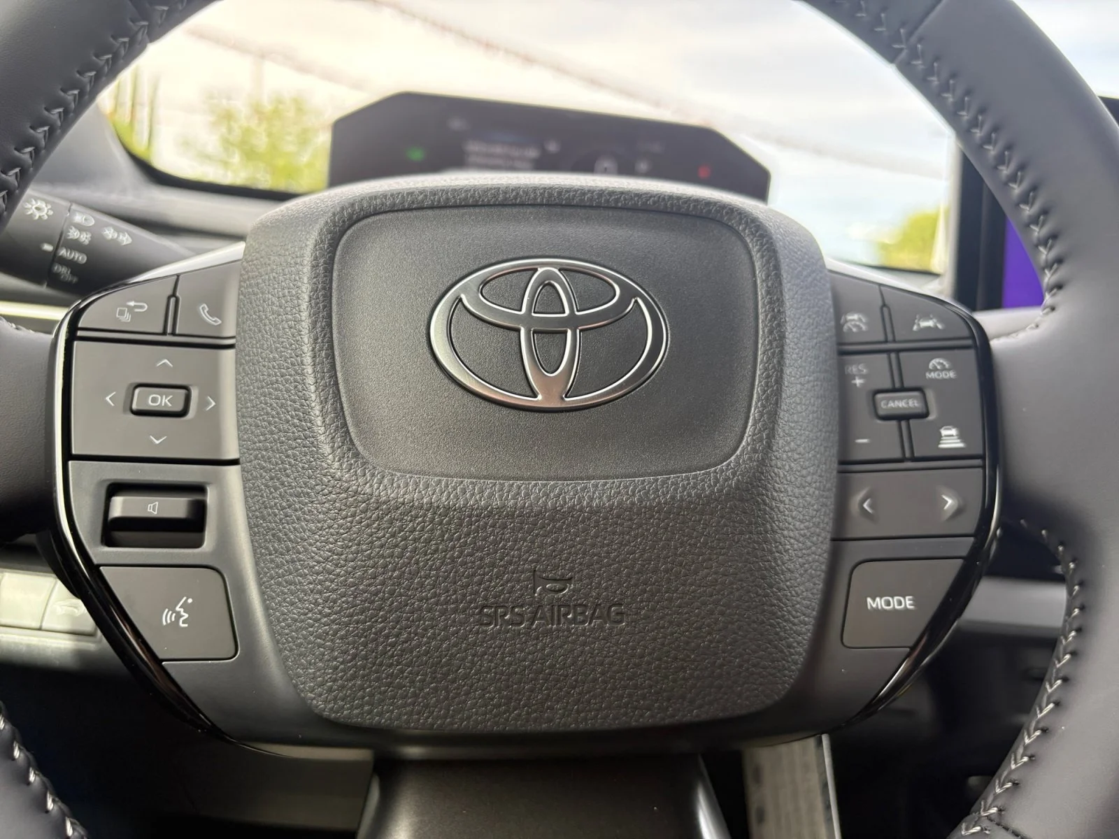 New 2026 Overcast Toyota  SE image 28