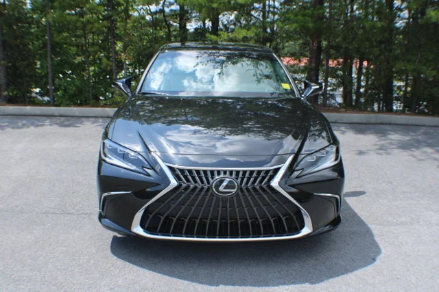 Used 2024 Obsidian Lexus ES 350 Ultra Luxury image 17