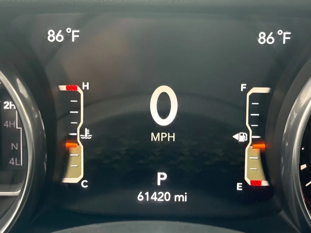 Used 2018 Blue Jeep Unlimited Sahara image 19