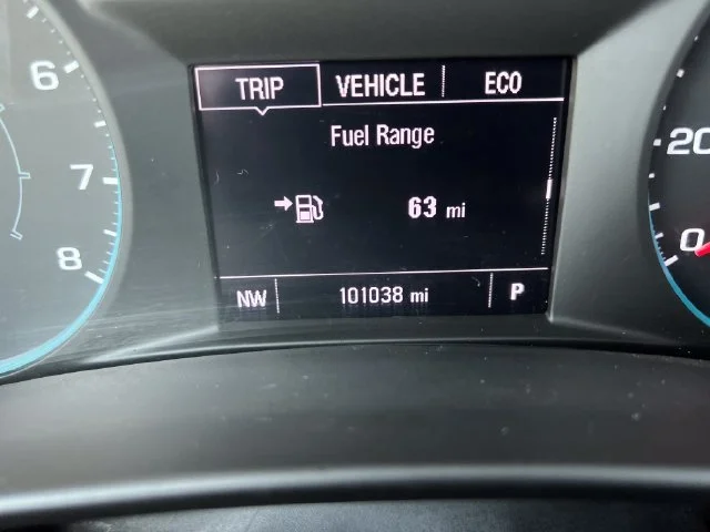 Used 2022 Summit White Chevrolet LS image 20