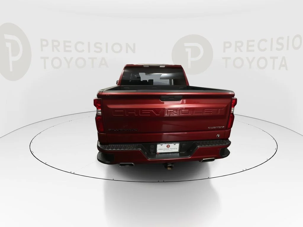 Used 2019 Cajun Red Tintcoat Chevrolet Custom image 15