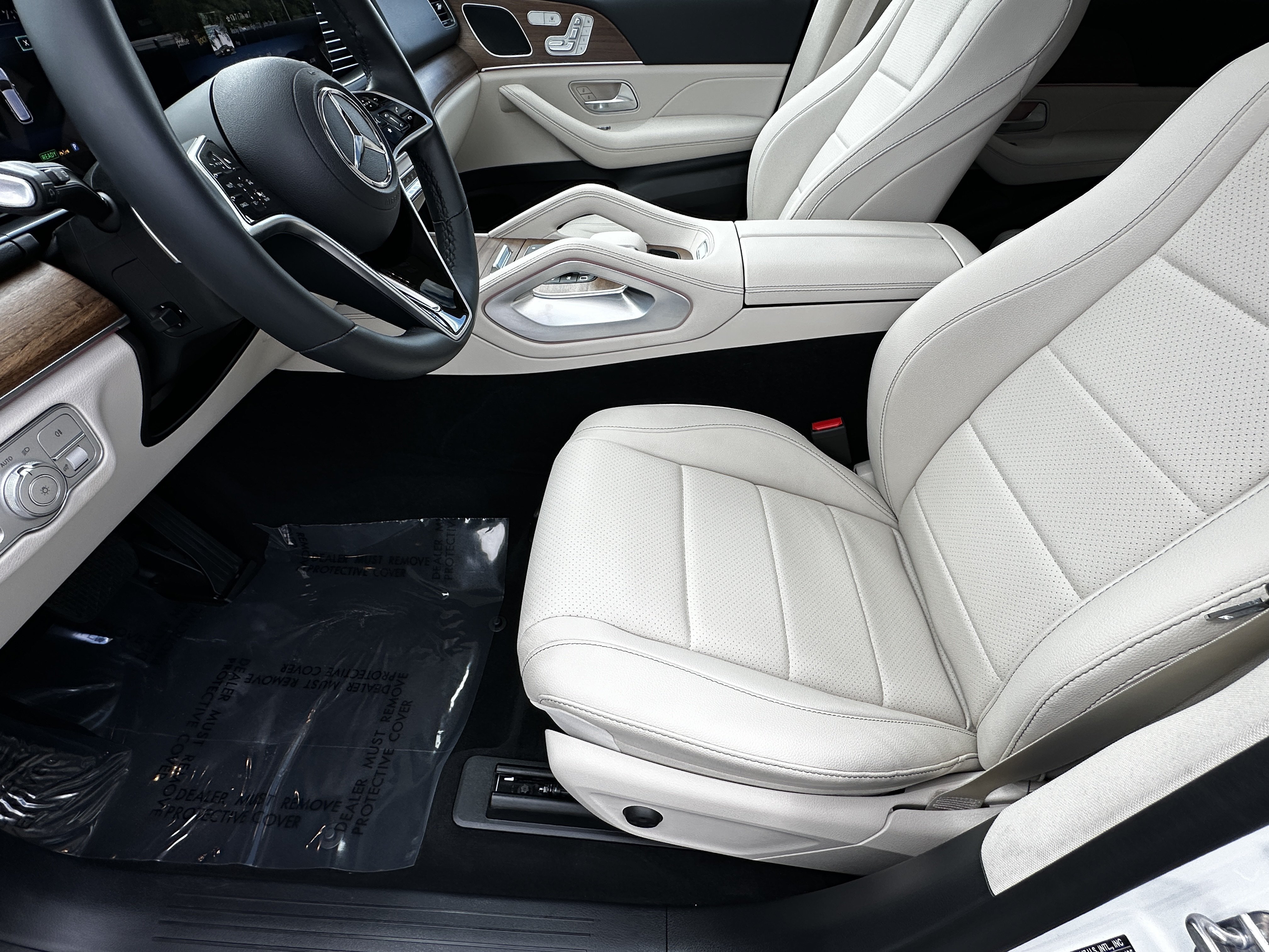 Certified Used 2026 White Mercedes-Benz GLE 450e image 10