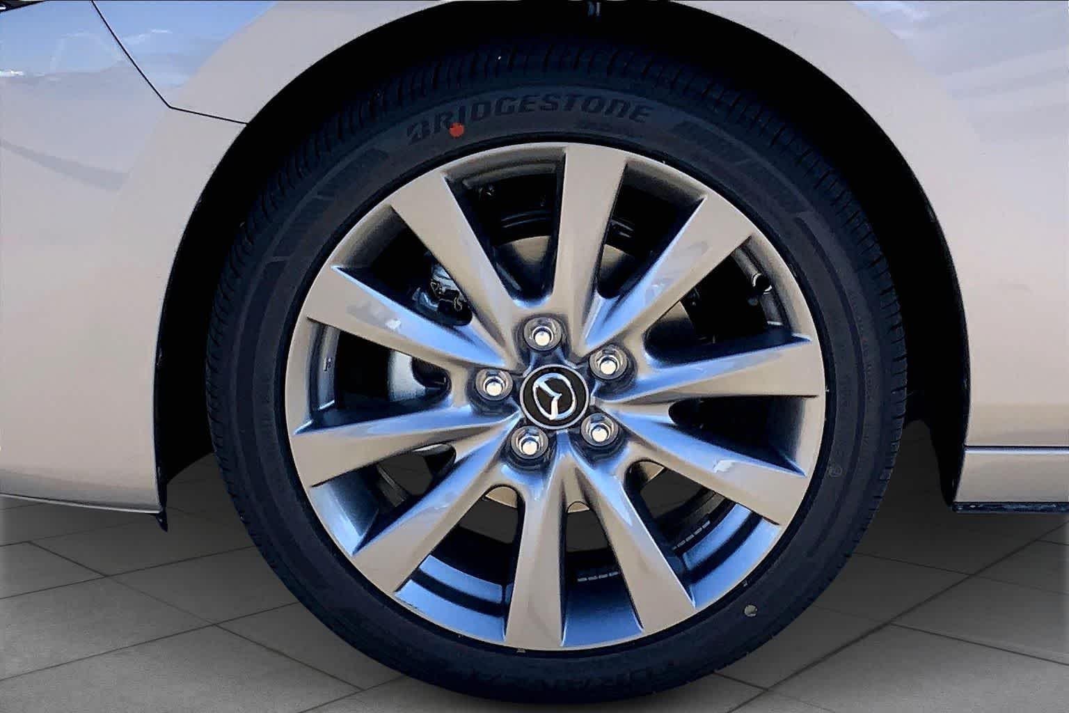 New 2026 Platinum Quartz Metallic Mazda 2.5 S Preferred image 11