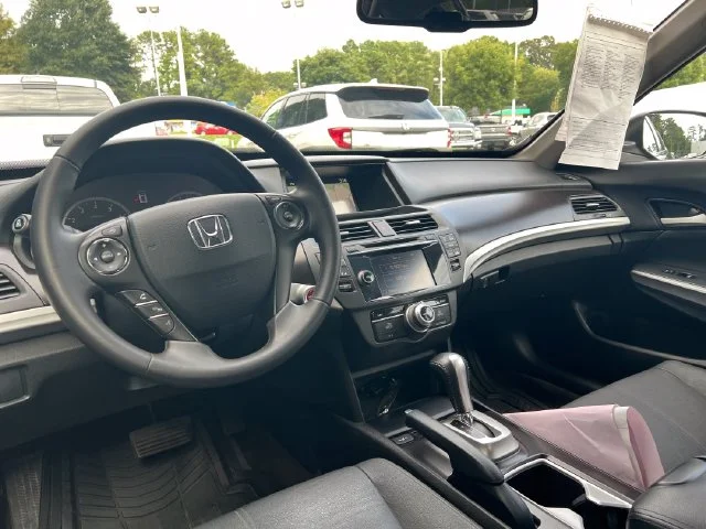 Used 2013  Honda EX-L image 28