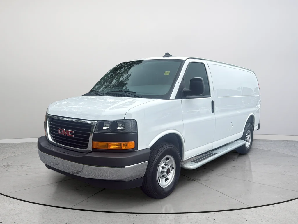 Used 2025 White GMC Work Van image 5