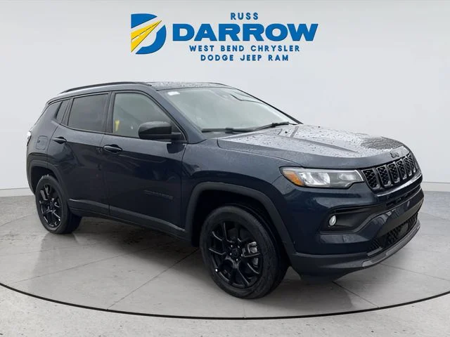 New 2026 Fathom Blue Pearl-Coat Exterior Paint Jeep Latitude image 8