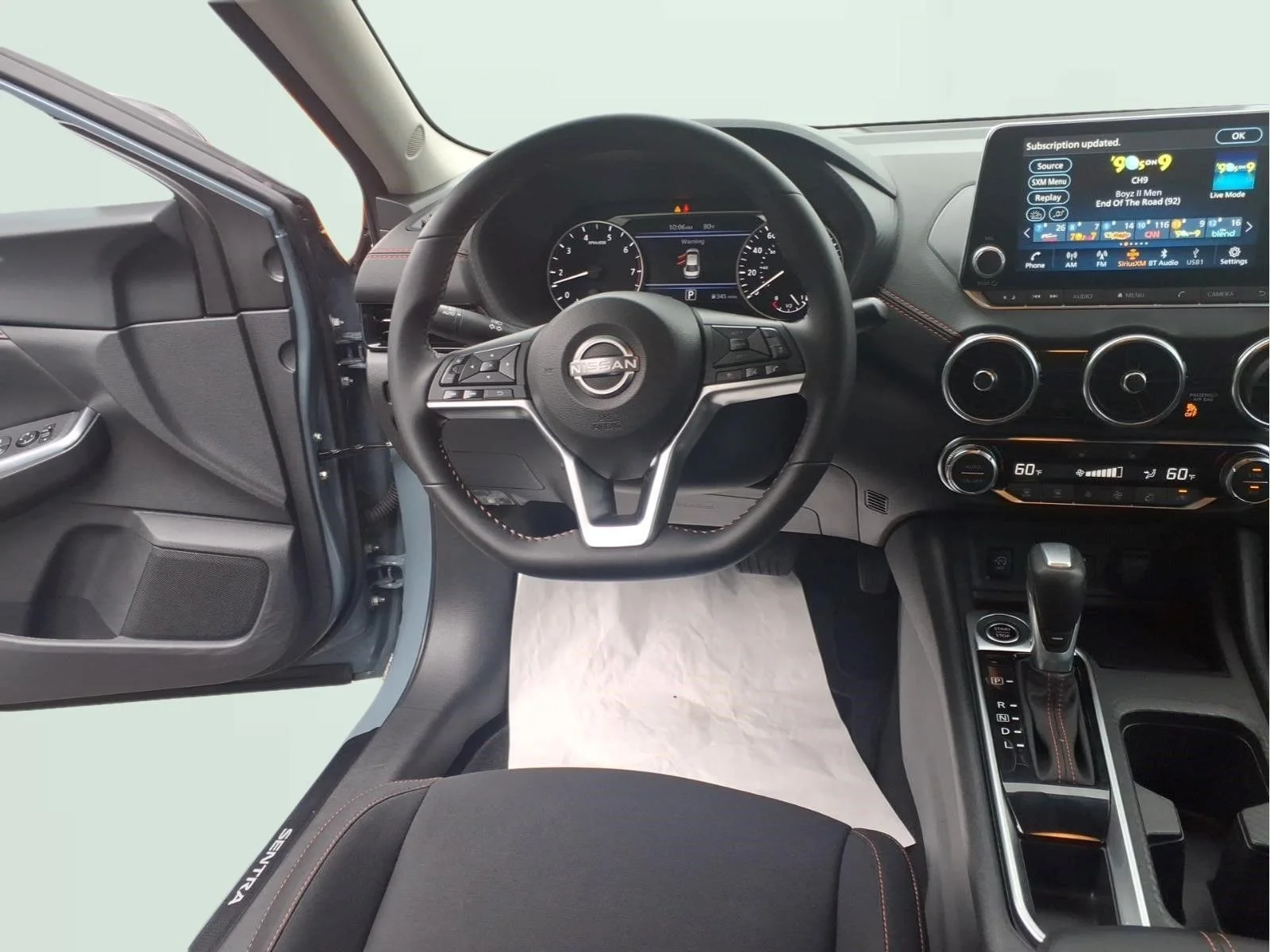 Used 2025 Gray Nissan SR image 14