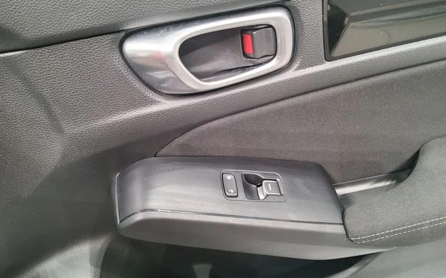 Used 2023 Silver Honda EX image 20