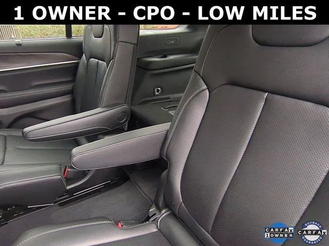 Used 2023 Silver Jeep Limited image 6