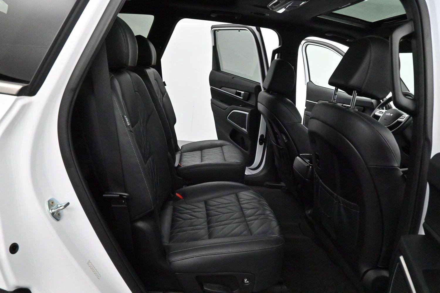 Used 2023 Glacial White Pearl Kia SX X-Line image 40