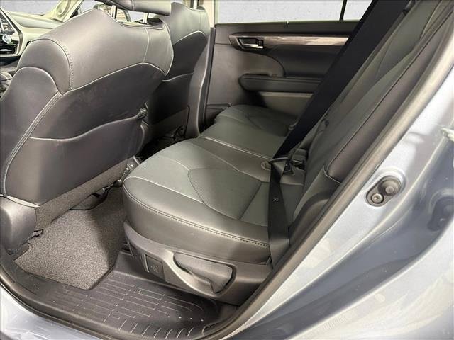 Certified Used 2021 MOON DUST Toyota  image 23