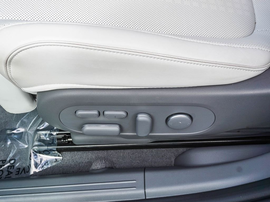 Used 2023 Gray Hyundai Limited image 19