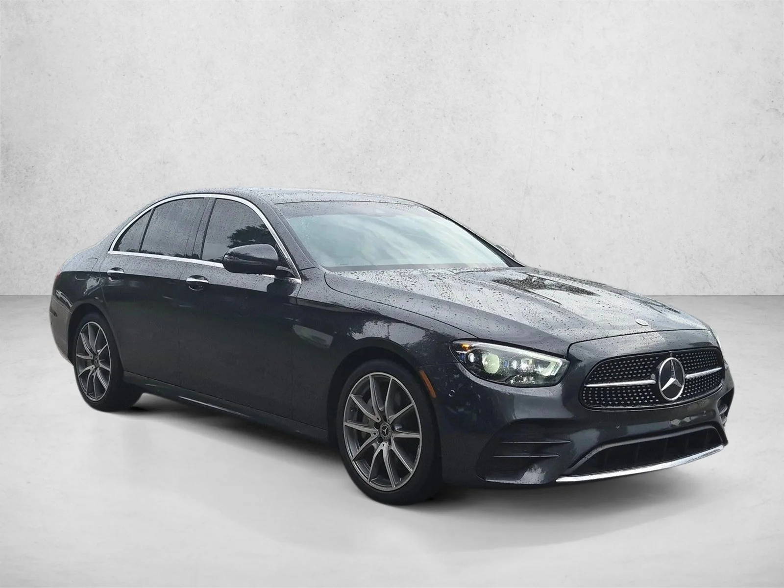 Used 2022 Graphite Grey Metallic Mercedes-Benz E 350 image 7