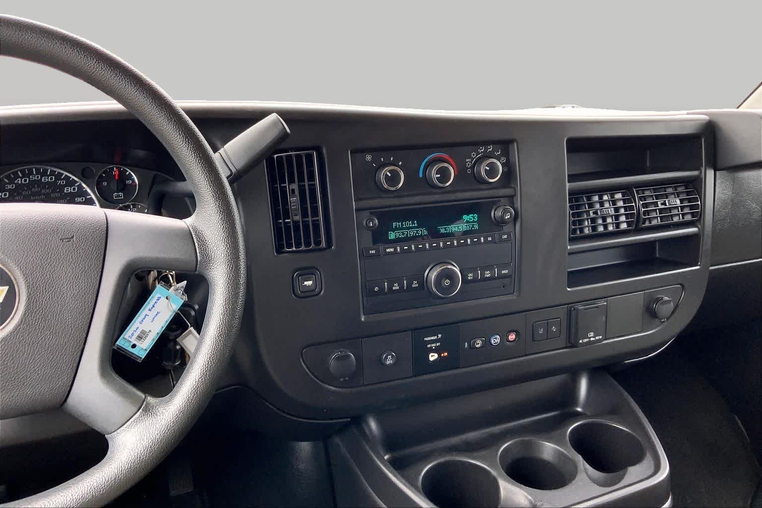 Used 2020 Summit White Chevrolet LT image 7